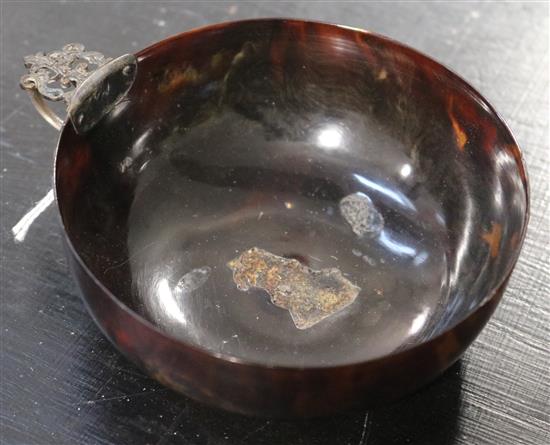 An early 18th century tortoiseshell quaich, English or Scottish, 5in.